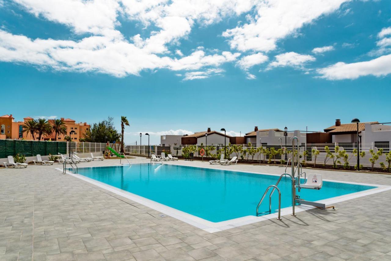 Modern Apartment In Residential Complex With Pools Costa De Antigua Eksteriør billede
